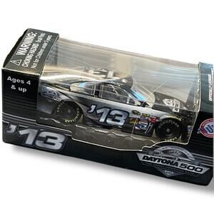 NASCAR Daytona 500 Diecast Car 1:64 Scale Stock Racing Collectible Lot of 2 2013